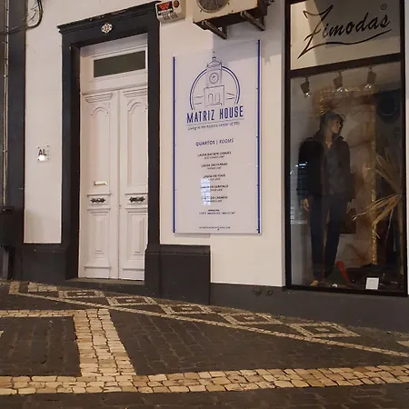 Pensión Casa Da Matriz Ponta Delgada