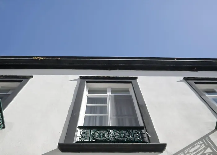 Casa Da Matriz 게스트하우스 Ponta Delgada