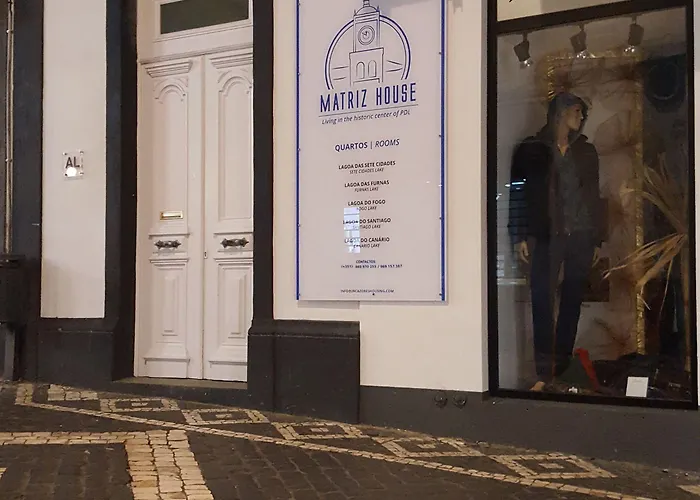 Pensión Casa Da Matriz Ponta Delgada